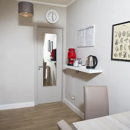 San Antonio Downtown Naples